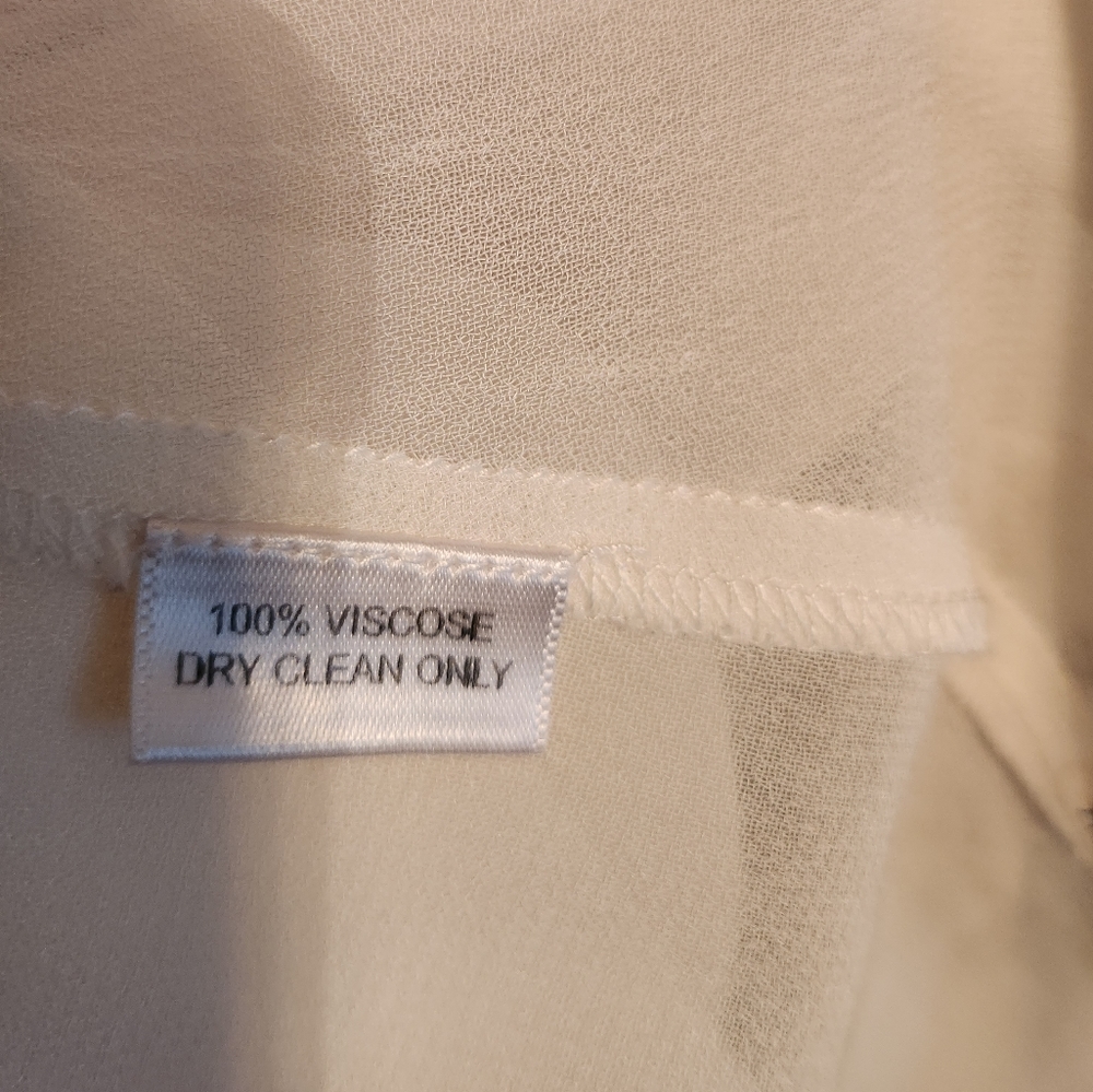 Vintage Collection blouse - Picture 3 of 6